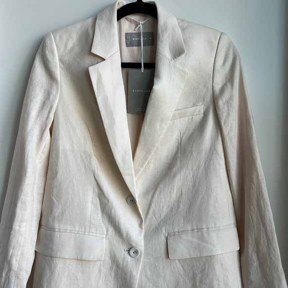 Everlane The Linen Oversized Blazer in Canvas - Picture 8 of 16